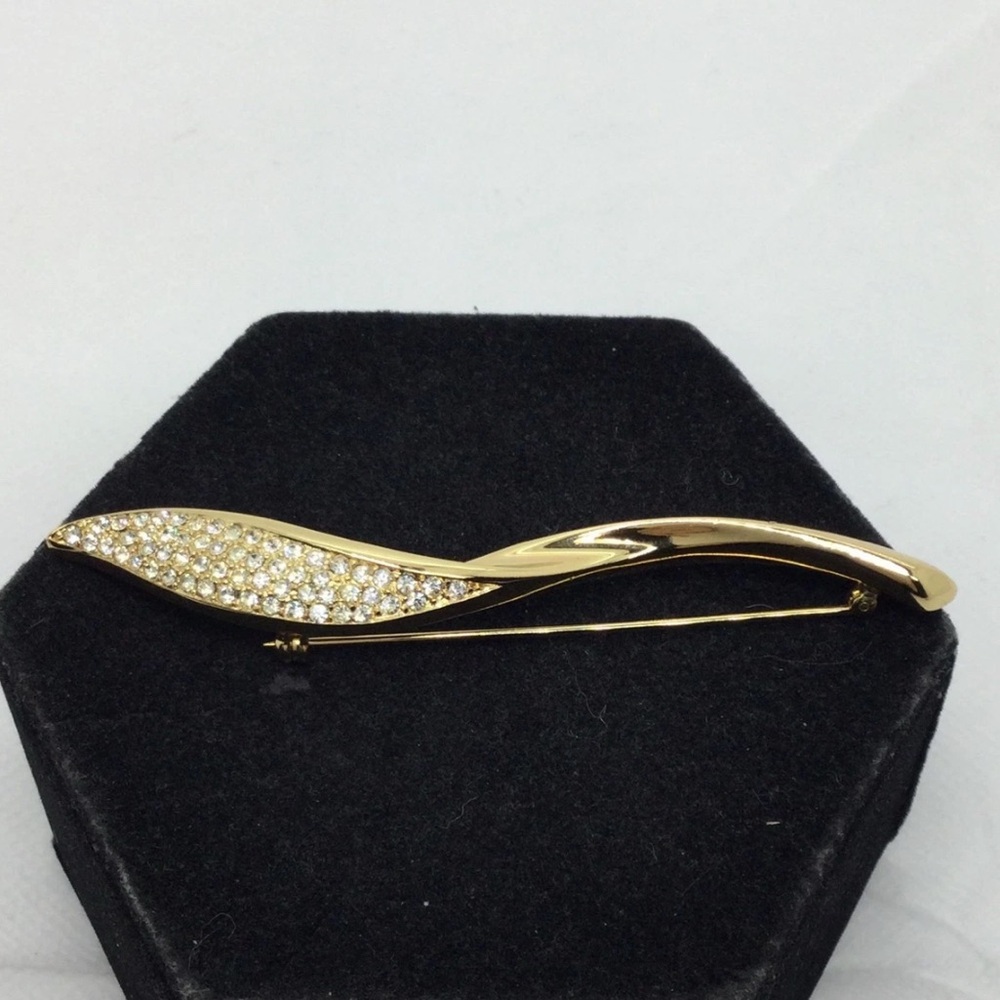 Christian Dior 1970s Vintage Extra Long Crystals Spiral Leaf Flame Brooch - Picture 6 of 7